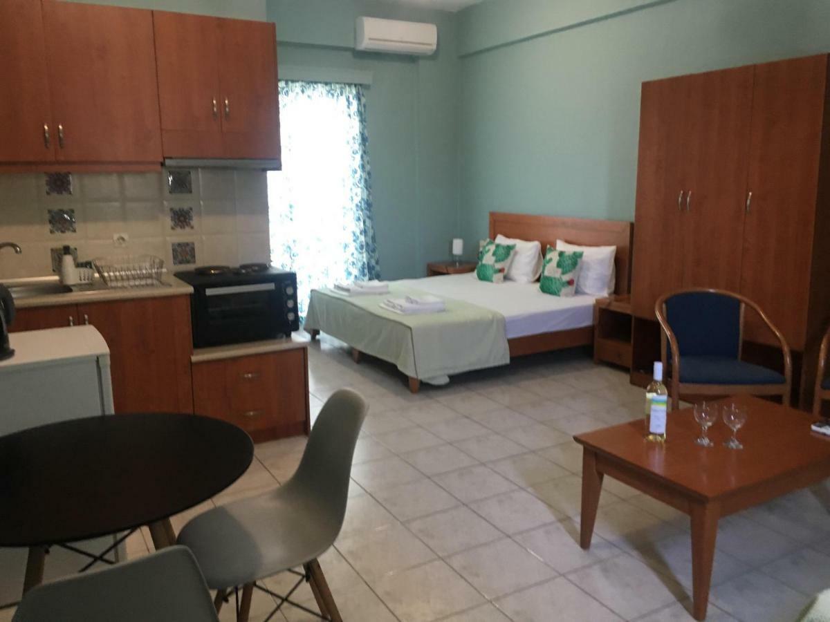 Helios Apartments 普拉基亚斯 外观 照片